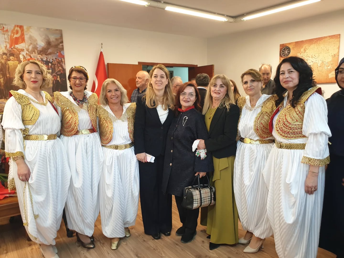 TADİV Başkanımız Prof.Dr.Aygün Attar,  Türk Dünyası Balkan Türkleri Destekleme ve İşbirliği Derneği "BALDES" merkezinin açılışı törenine iştirak etmiştir.