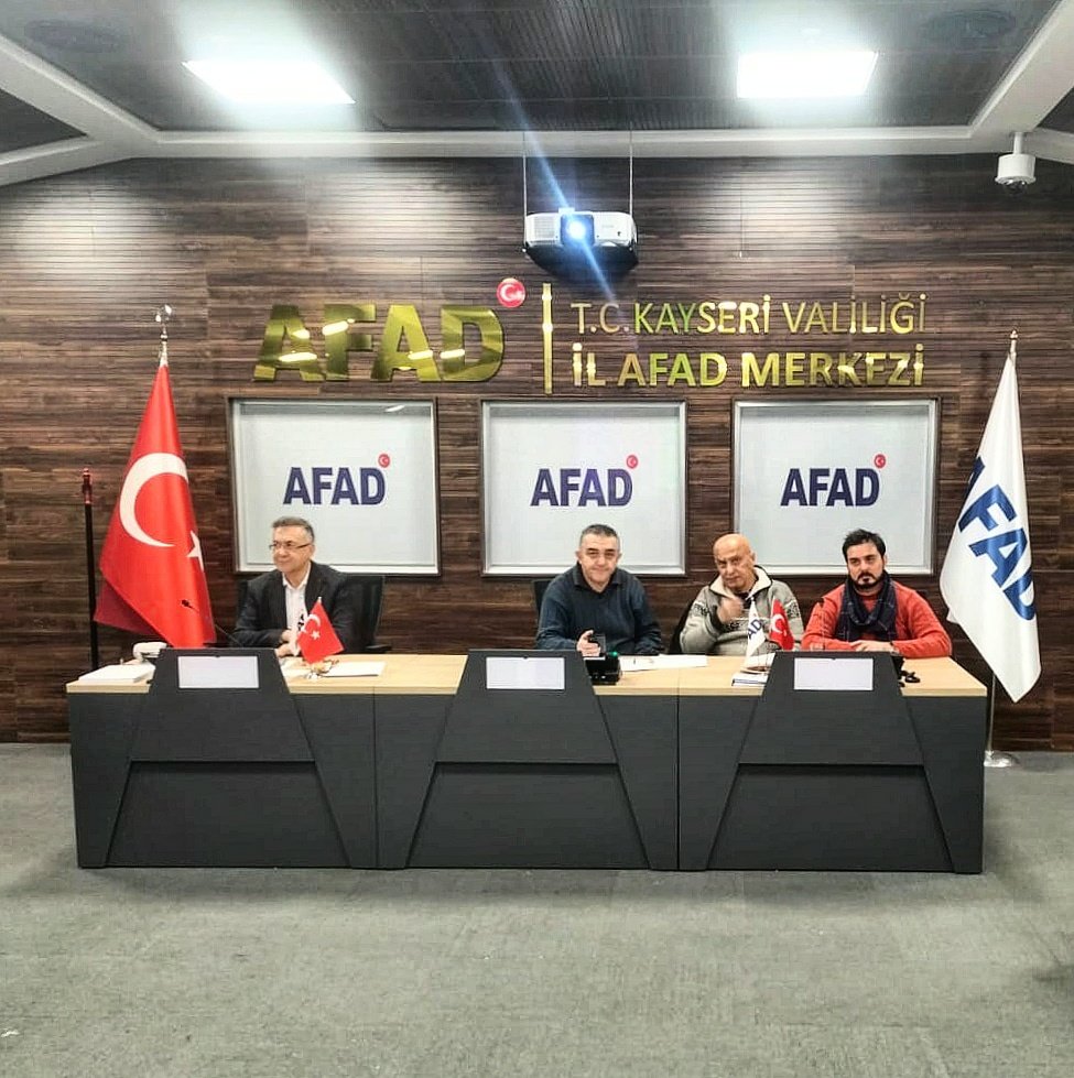 TADİV Genel Koordinatörü Ali Ekber Tufan Yardım Konvoyu ile Afet Bölgesine Hareket Etti