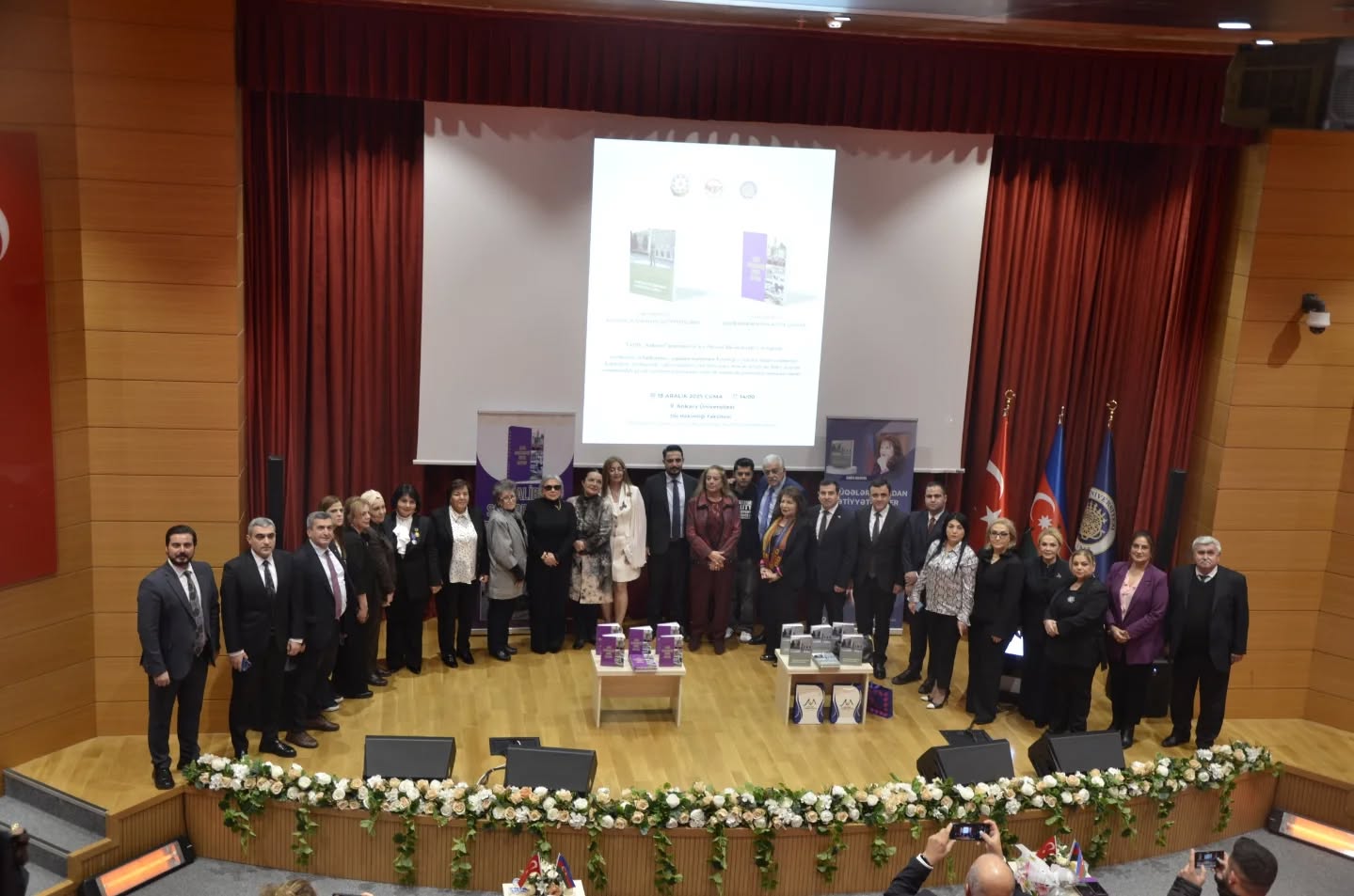 TADİV " Xarüqələr Yaradan Qətiyyetli Lider" ve  Qalib Sərkərdənin Böyük Qayıdışı" adlı iki güzide eserin tanıtımını Ankara Üniversitesi ev sahipliğinde gerçekleştirdi.